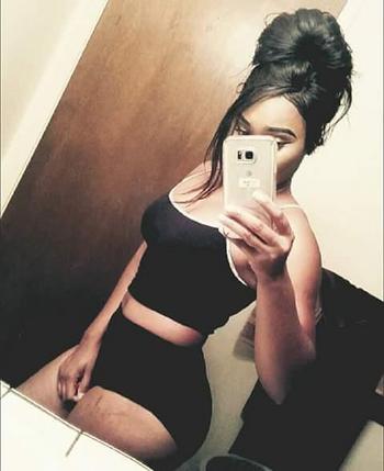 , 19  female escort, Visalia