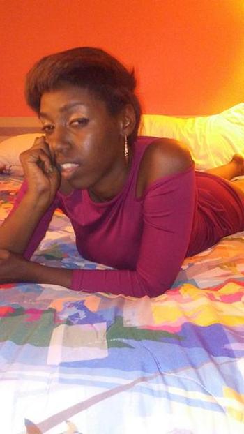 , 22  female escort, Visalia