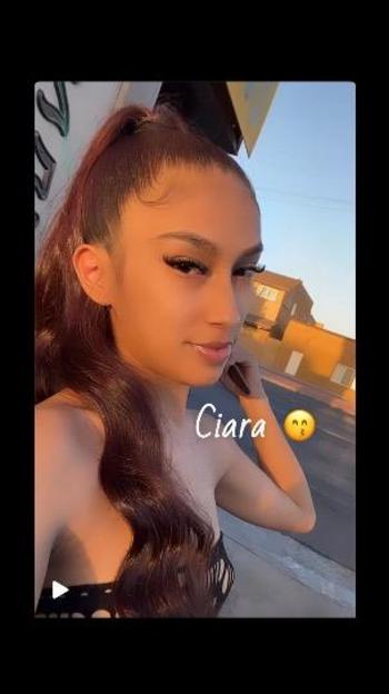 Ciara, 21  female escort, Visalia