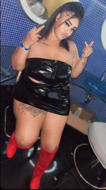 Honey, 24  female escort, Visalia