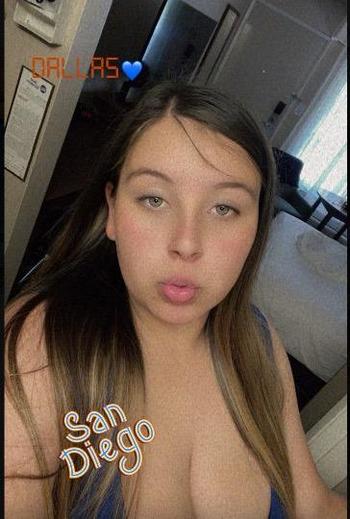Jada, 21  female escort, Visalia