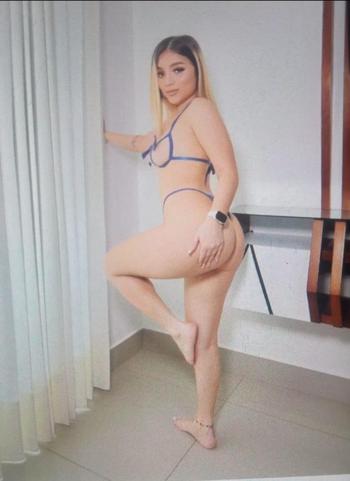 sharon, 28  female escort, Visalia