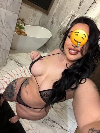 810-303-8496, 27  female escort, Visalia