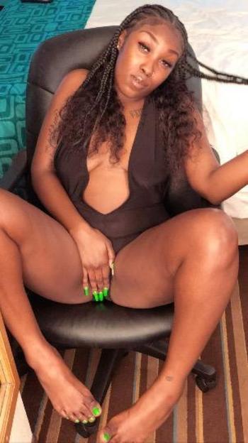 8319001690, female escort, Visalia